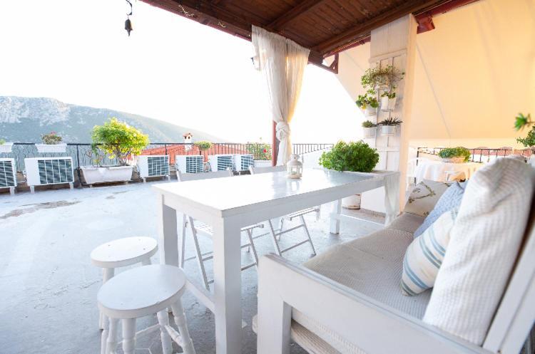 Apartment Kouros Дельфы Экстерьер фото